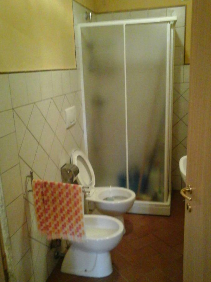 Casa Agostini Apartment Lari Екстериор снимка