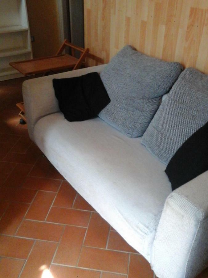 Casa Agostini Apartment Lari Екстериор снимка